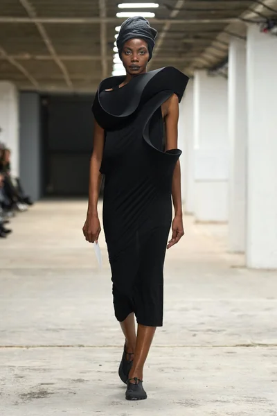 Look 21